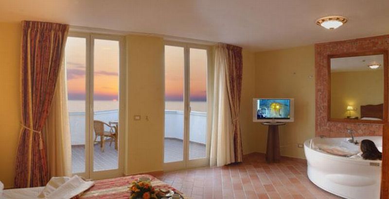 Hotel Baia